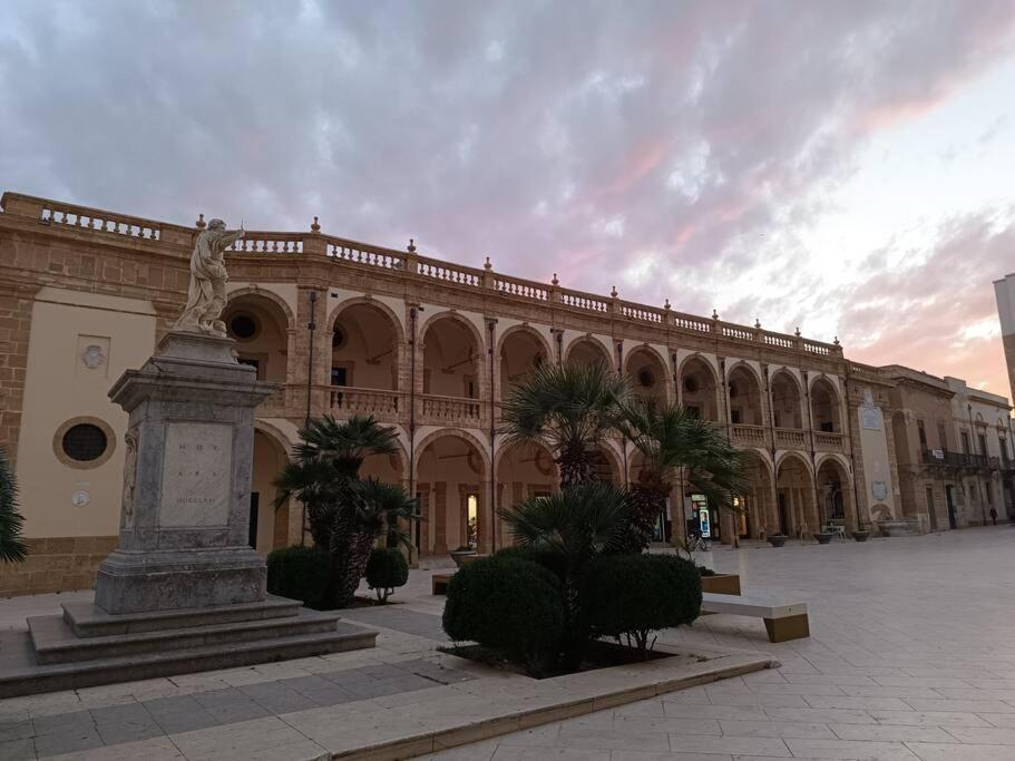 Dimora Nel Cuore Della Kasbah 마자라데발로 외부 사진
